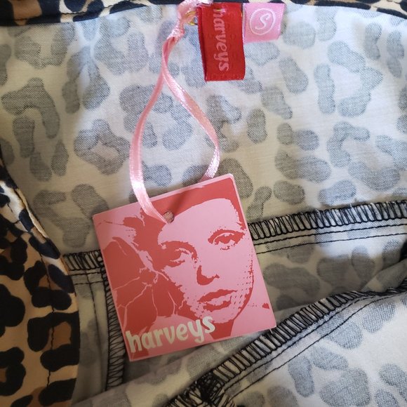 Harvey's - Sweet & Unique Leopard Print Dress - Picture 11 of 11